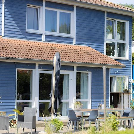 Hostel Oder Ferienwohnung 1-16 Personen Im Blauen Haus Фемарн Екстер'єр фото