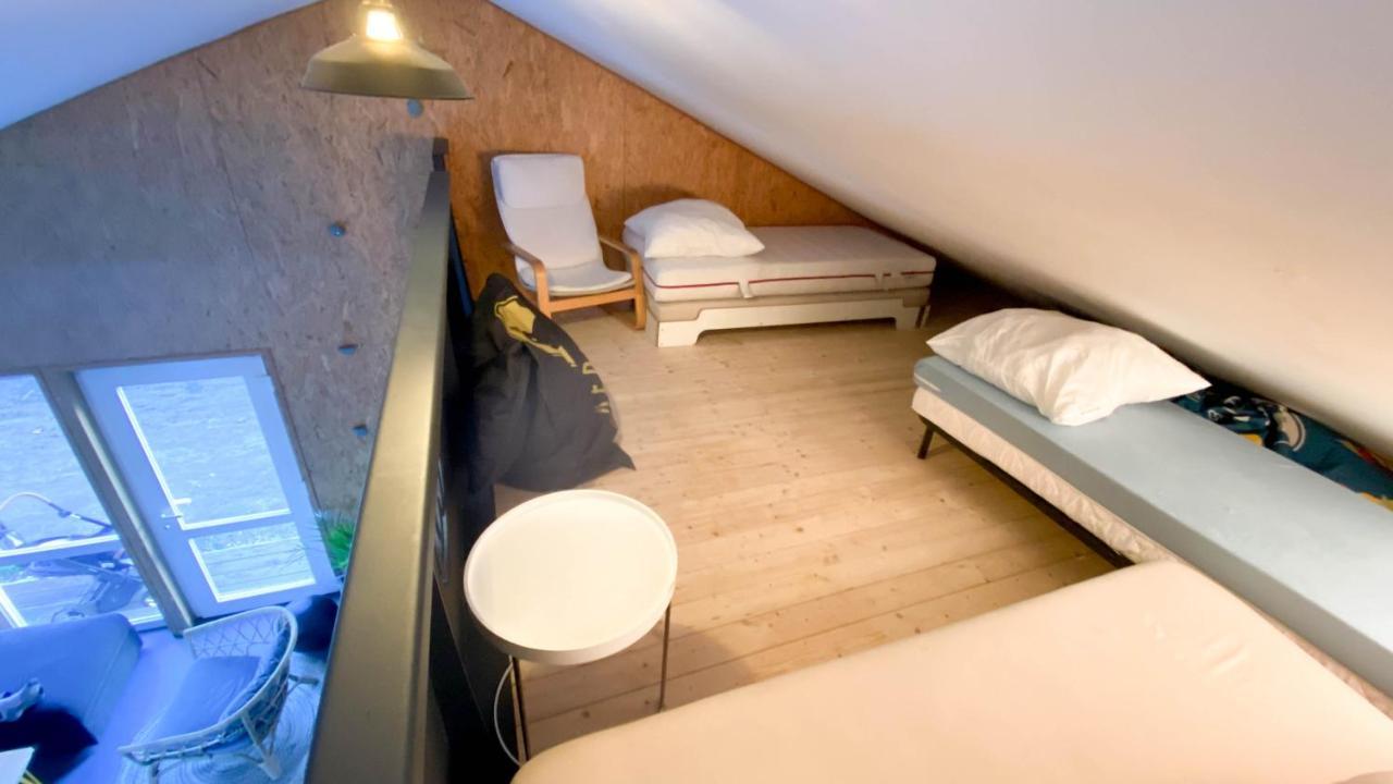 Hostel Oder Ferienwohnung 1-16 Personen Im Blauen Haus Фемарн Екстер'єр фото