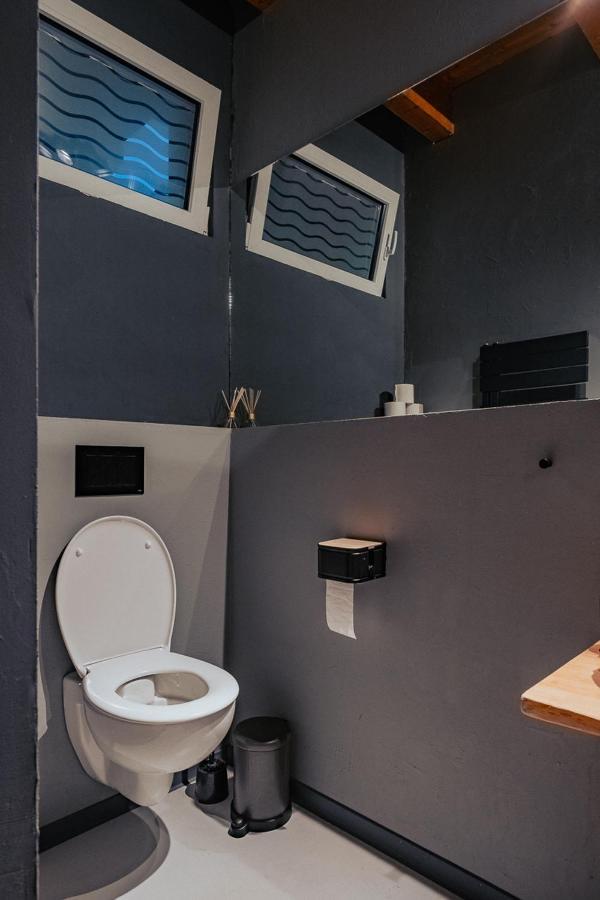 Hostel Oder Ferienwohnung 1-16 Personen Im Blauen Haus Фемарн Екстер'єр фото